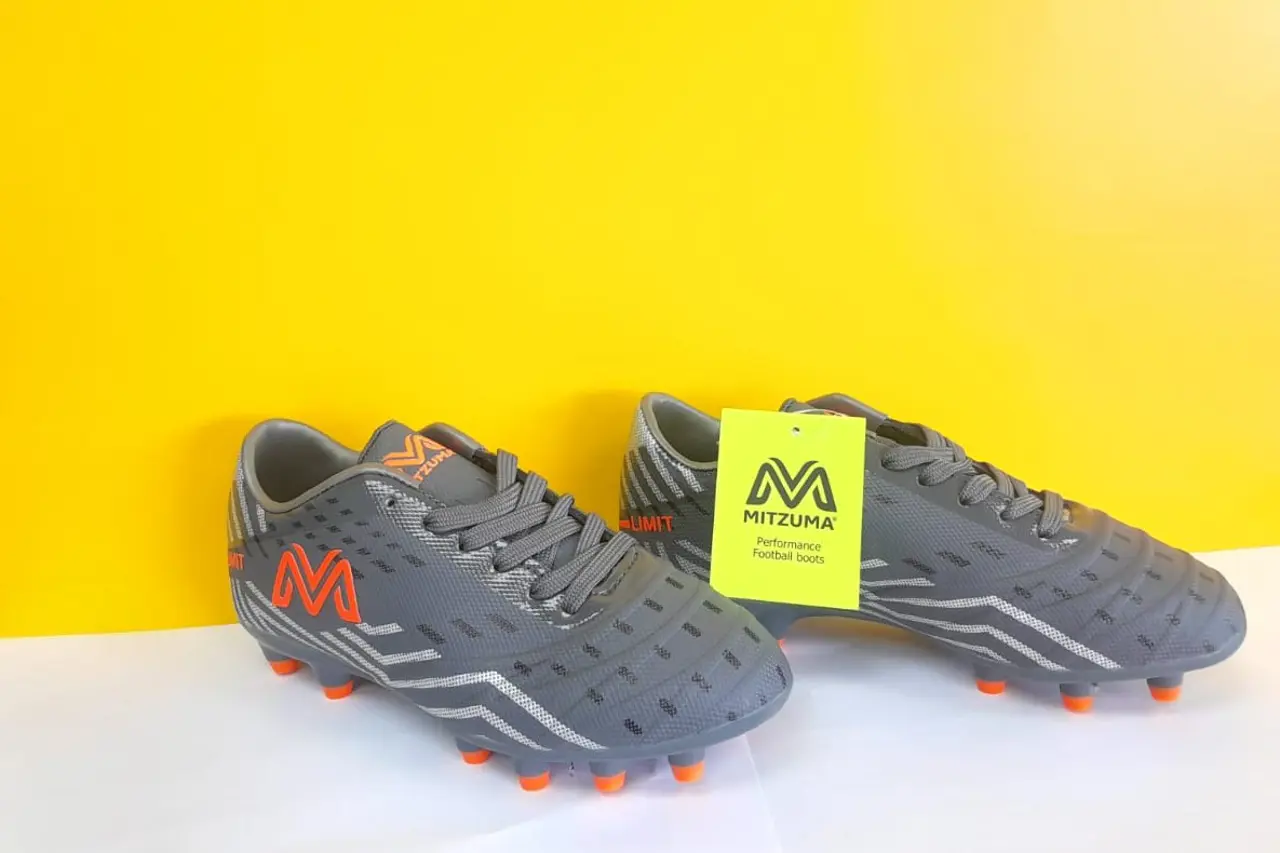 Mitzuma Limit 3.3 Flexible Ground Soccer Boots Uk Junior 13 - Cash