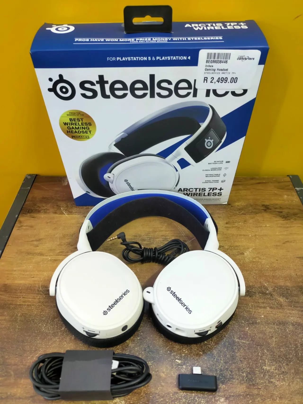 新品•未開封 SteelSeries Arctis 7P+ Wireless SteelSeries Arctis 7P+ Lossless Wireless Gaming Headset