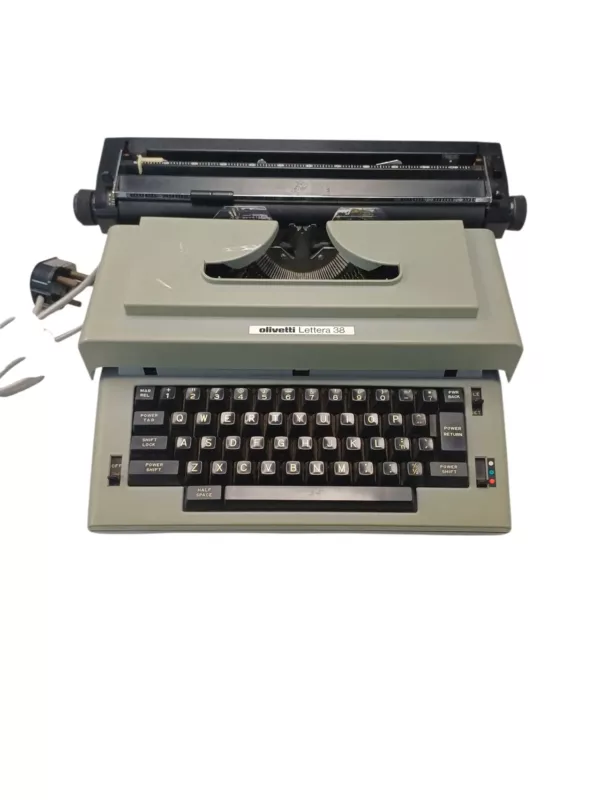 Olivetti Lettera 38 - Cash Converters