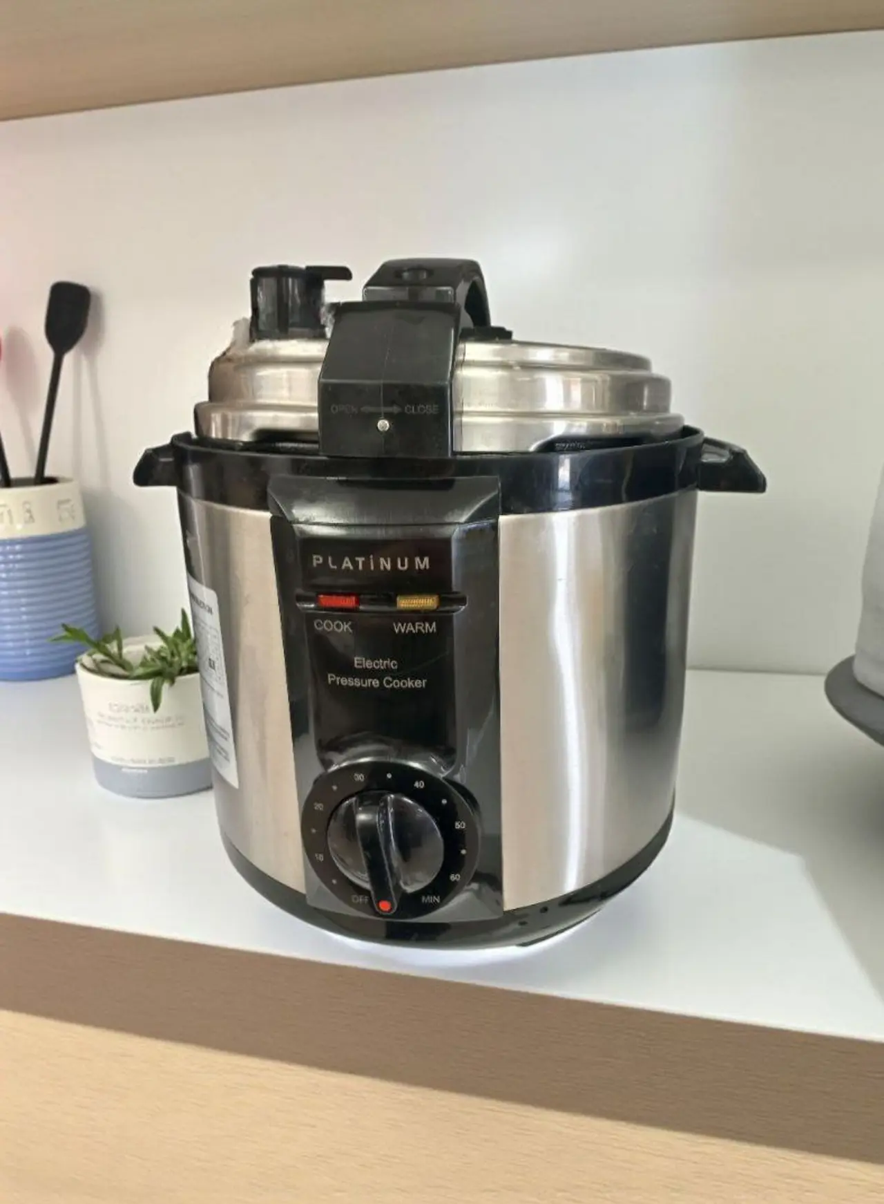 Platinum Pressure Cooker -Ydb60-Pre Owned Cash Converters
